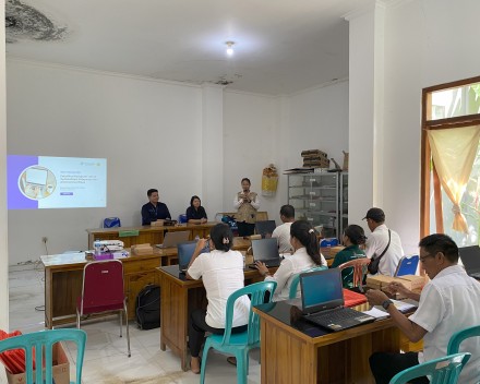 Pelatihan Komputer untuk Optimalisasi Desa